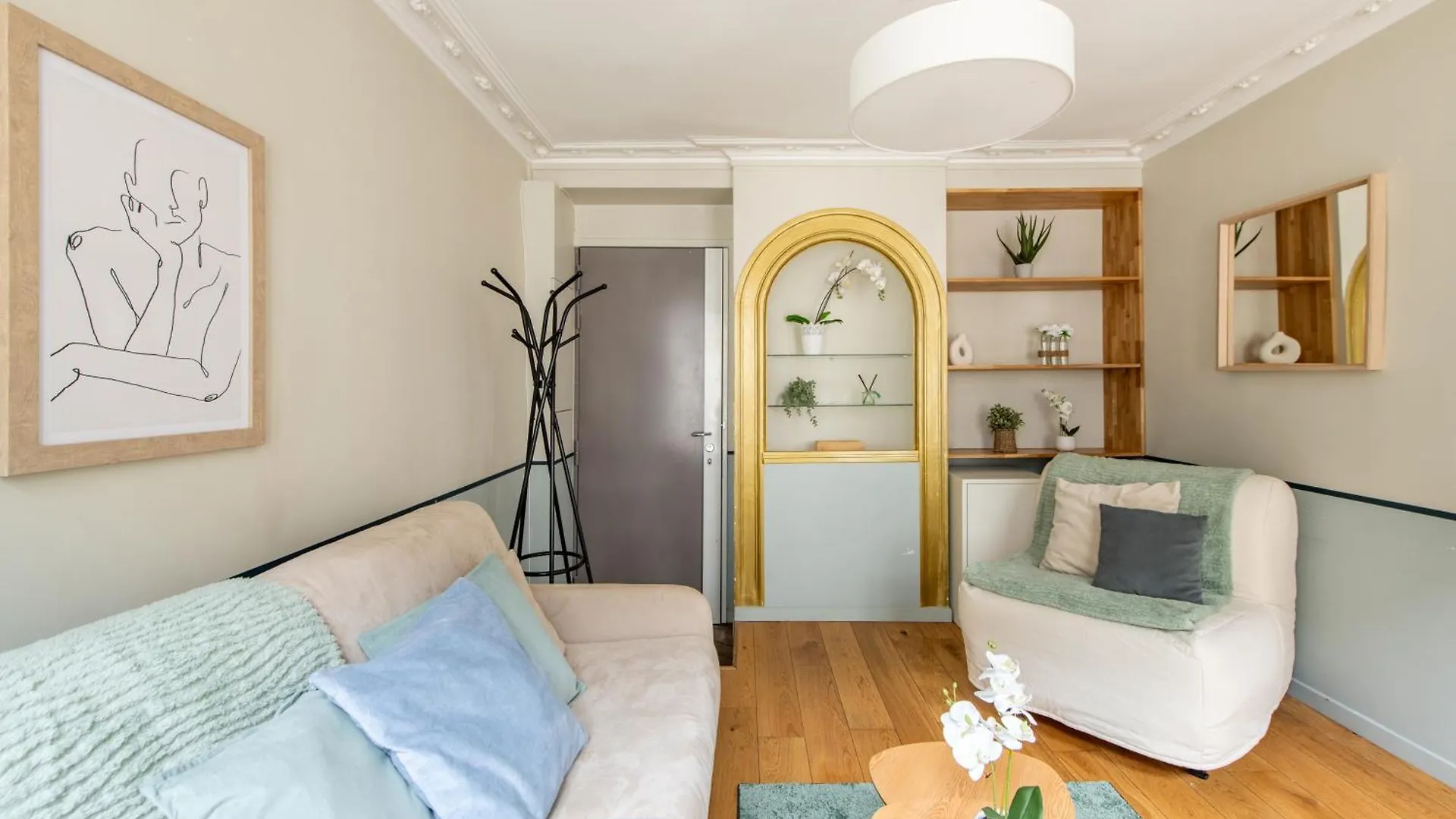 פריז Modern Spacious Studio Only 1 Minute Away From The Place De La Republique 0*,  צרפת
